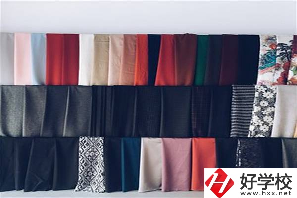 張家界有哪些中職學校有服裝設計專業(yè)？專業(yè)好就業(yè)嗎？