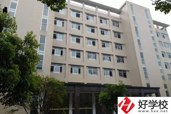 安鄉(xiāng)縣職業(yè)中專師資力量如何？就業(yè)前景好嗎？