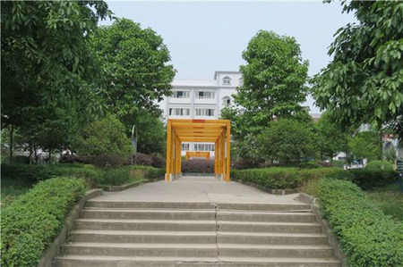 大英縣英才職業(yè)技術(shù)學校