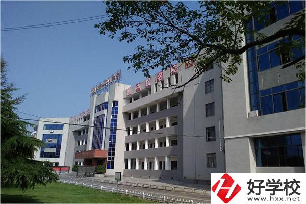 湘陰縣第一職業(yè)中等專業(yè)學校有哪些專業(yè)？就業(yè)率高嗎？