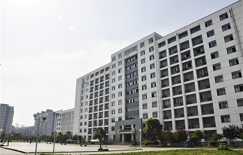 昆明市機(jī)床技工學(xué)校