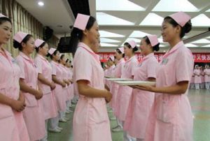 中專學(xué)歷、護(hù)理專業(yè)現(xiàn)在可以報(bào)考執(zhí)業(yè)藥師證嗎？