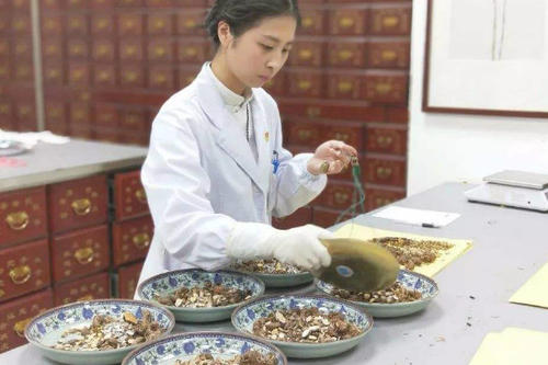 中藥制藥專(zhuān)業(yè)好就業(yè)嗎?