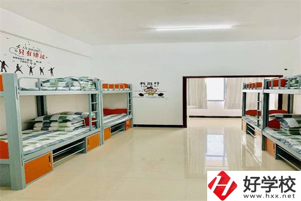 湖南曙光科技技工學(xué)校有助學(xué)政策嗎？有哪些招生專業(yè)？