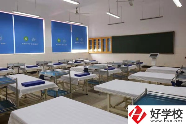 長(zhǎng)沙開設(shè)護(hù)理專業(yè)的中職學(xué)校有哪些？
