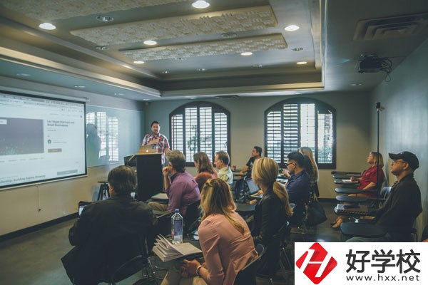 郴州有哪些公立的中專學校？專業(yè)有哪些？
