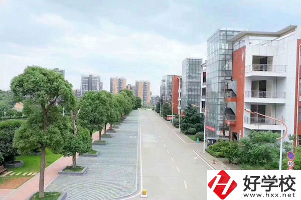 長沙南方職業(yè)學(xué)院環(huán)境怎么樣？學(xué)校好不好？