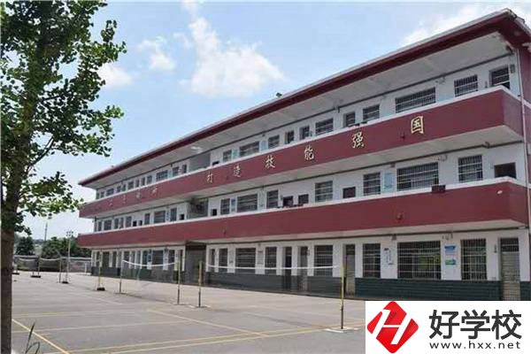 新田縣技工學(xué)校有哪些辦學(xué)優(yōu)勢？技校值不值得就讀？