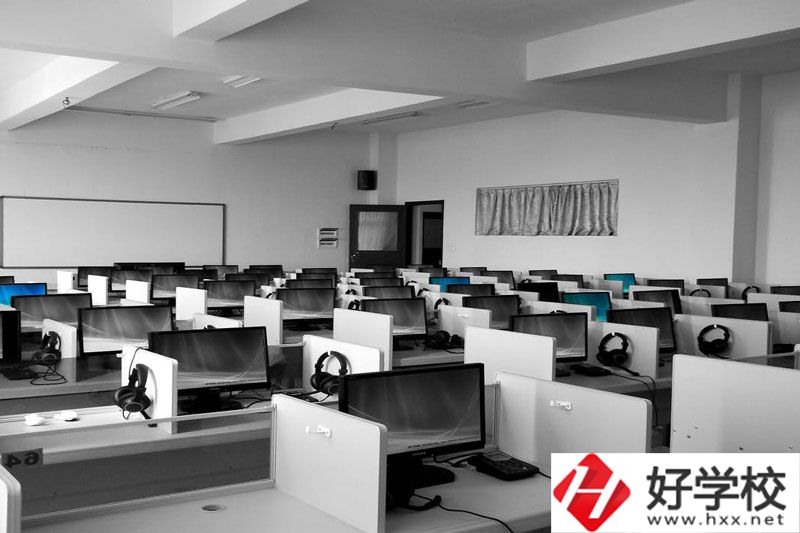 長沙環(huán)球職業(yè)中專學校地址在哪里？怎么去？
