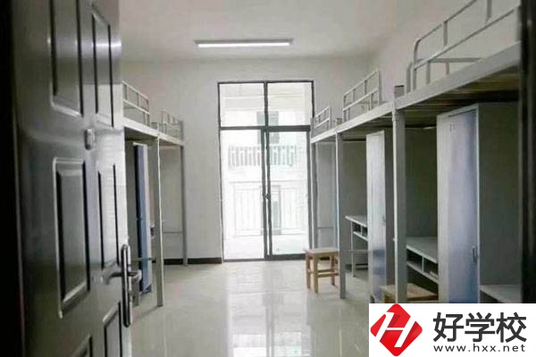 益陽職業(yè)技術(shù)學(xué)院怎么樣?有中職部嗎？