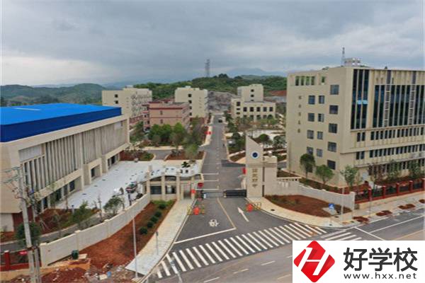 郴州分?jǐn)?shù)低可以讀的公辦中專有哪些？辦學(xué)條件怎么樣？