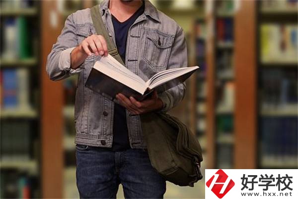在湖南就讀普通高中和職業(yè)高中有什么區(qū)別？職高怎么樣？