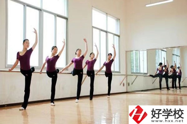 衡陽市信息網(wǎng)絡(luò)工程學(xué)校是公辦的嗎？辦學(xué)特色是什么？