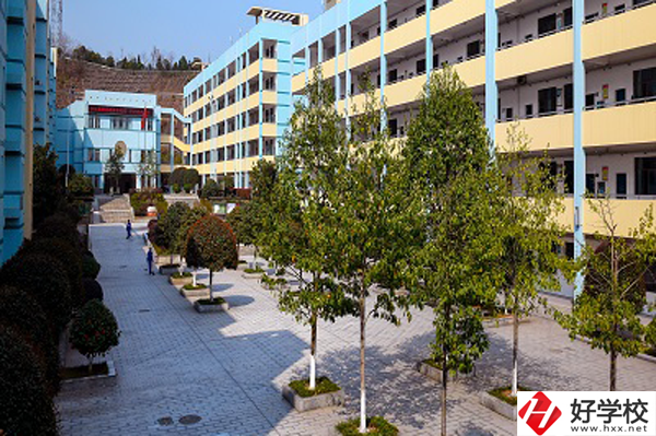 長沙財經(jīng)學(xué)校有哪些專業(yè)？