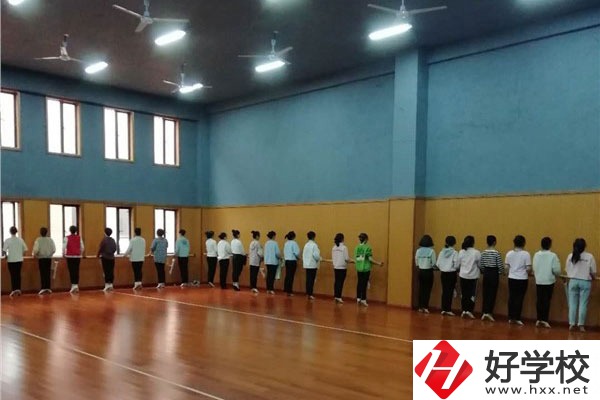 湘中幼兒師范高等?？茖W(xué)校(中職部)實(shí)訓(xùn)室