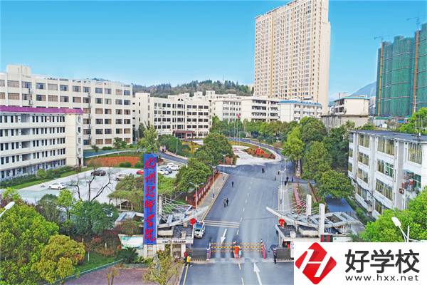 郴州市技校哪家好？有沒有助學(xué)政策？