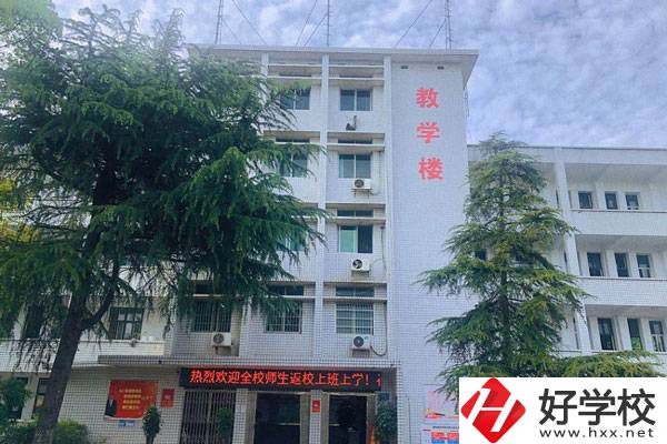 株洲鐵路機(jī)電職業(yè)技術(shù)學(xué)校的辦學(xué)特色有哪些？