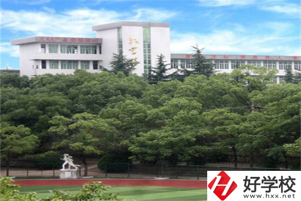 中鐵十二局有限公司技工學校怎么樣？