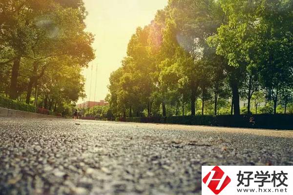 衡陽(yáng)瀟湘職業(yè)中專(zhuān)怎么樣？有什么專(zhuān)業(yè)？