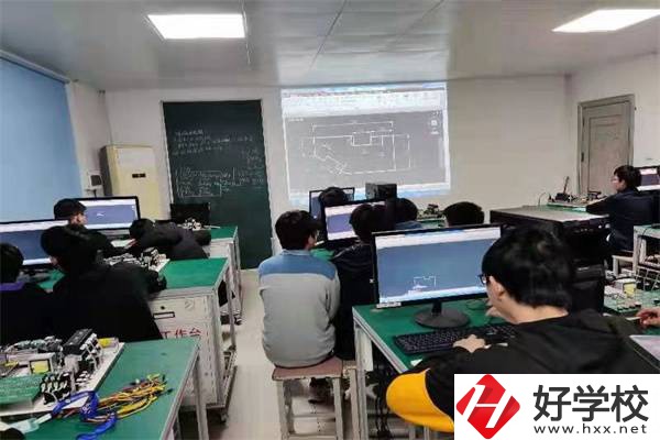 攸縣有幾所私立中職學(xué)校？私立學(xué)?？孔V嗎？