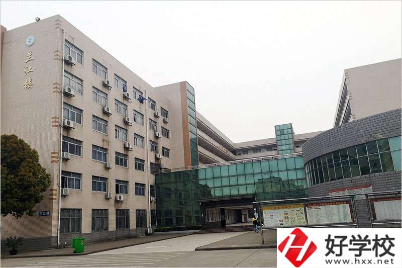 澧縣職業(yè)中專學(xué)校怎么樣？值得去讀嗎？