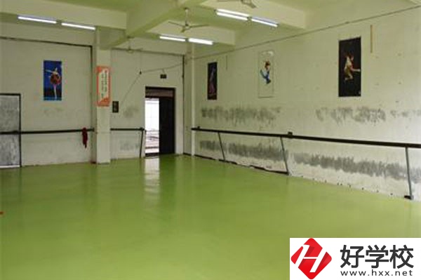 張家界旅游學(xué)校怎么樣？有哪些辦學(xué)優(yōu)勢？