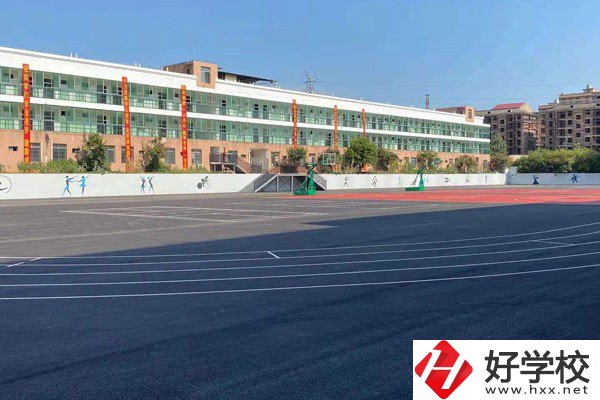 衡陽(yáng)藝術(shù)學(xué)校有哪幾所？如何收費(fèi)？