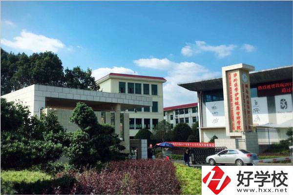長(zhǎng)沙學(xué)護(hù)理專業(yè)的五年制大專學(xué)校有哪些？