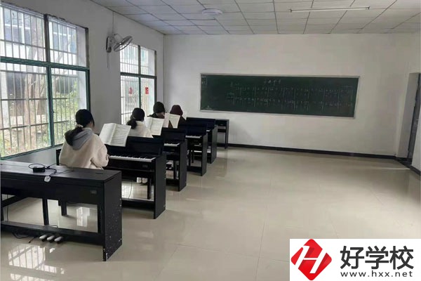 沅陵縣中等音樂專業(yè)學(xué)校的辦學(xué)條件怎么樣？