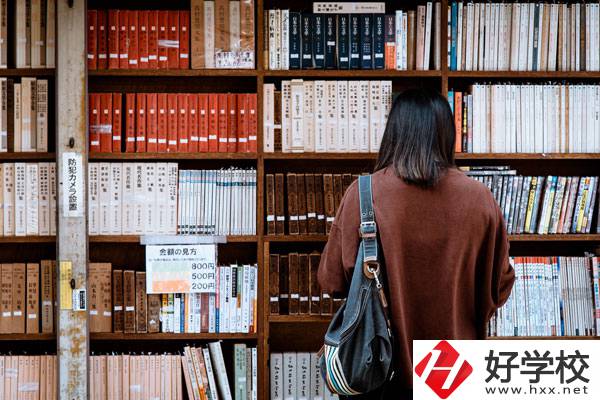 南岳區(qū)職業(yè)中等專業(yè)學(xué)校環(huán)境好不好，宿舍怎么樣？