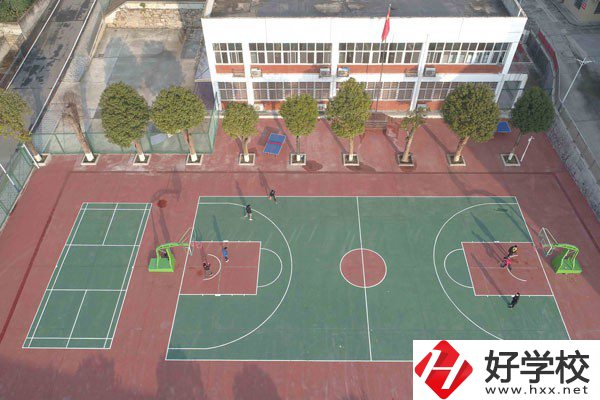 湖南有哪些比較好的公辦職高？學(xué)費(fèi)是多少？