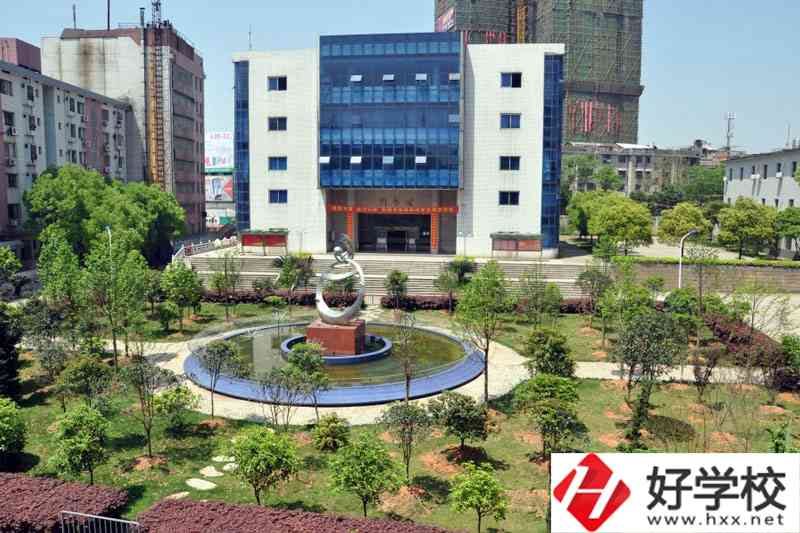 湖南省耒陽師范學(xué)校有哪些專業(yè)？就業(yè)前景怎么樣？