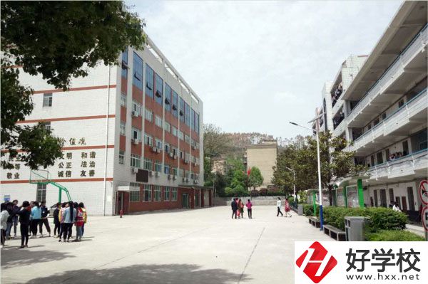邵陽市女子職業(yè)學校有哪些辦學特色？