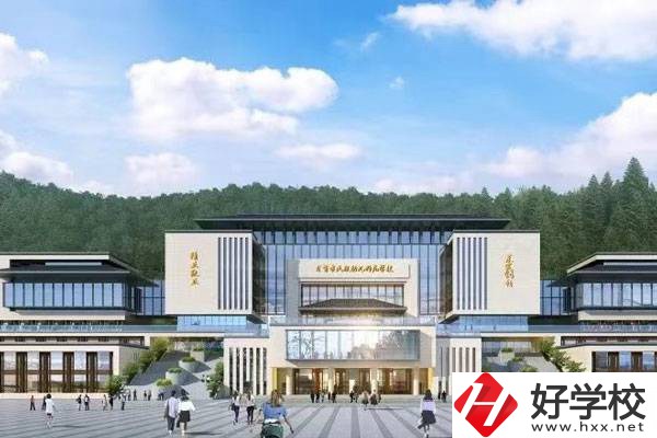 吉首市有哪些公辦中專？