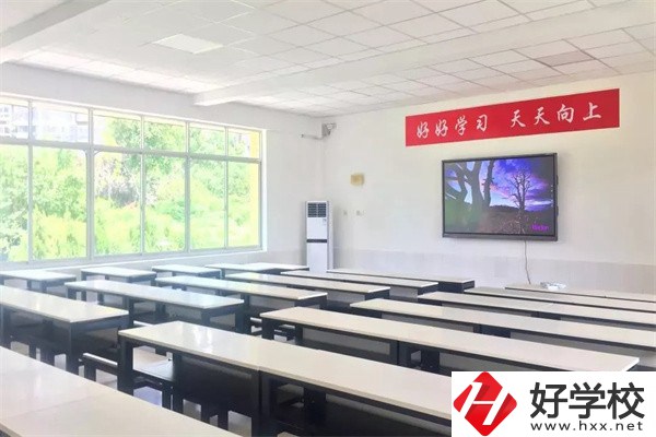 長沙有什么衛(wèi)校？學校條件怎么樣？