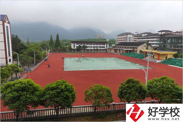 邵陽電商中專有哪些？管理如何？