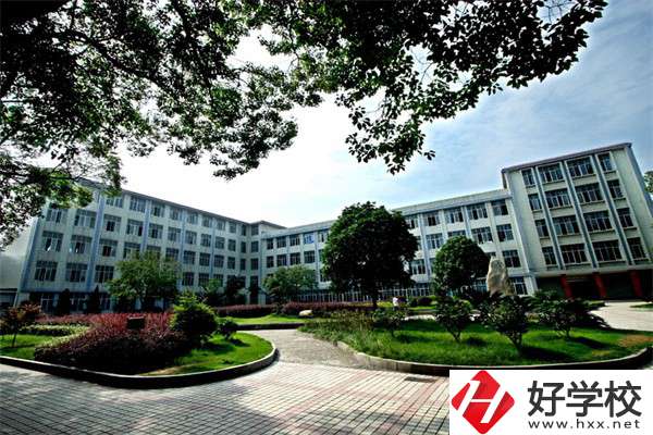 岳陽排名靠前的中專學校有哪些？學校具體位置在哪里？