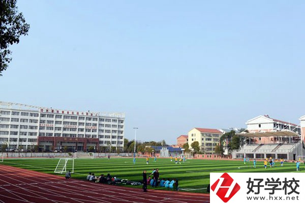 岳陽縣職業(yè)中等專業(yè)學(xué)校有哪些專業(yè)？師資力量如何？