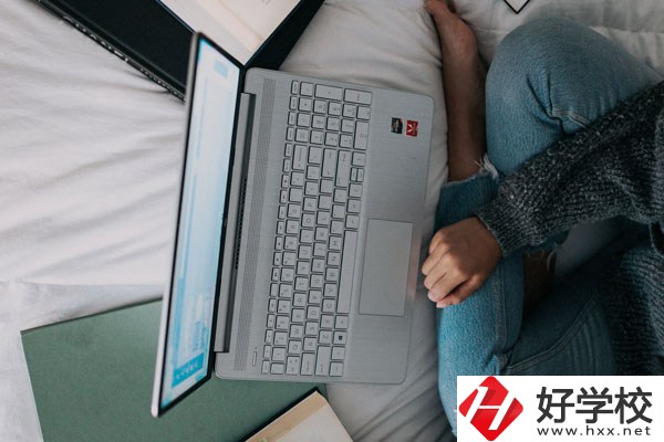 湖南省道縣師范學(xué)校好不好？什么專業(yè)女生最多？