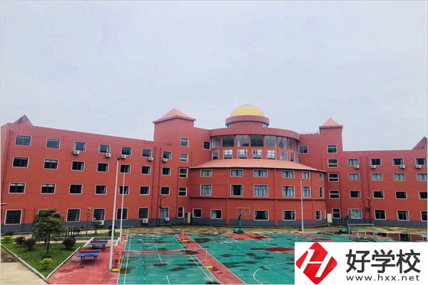 湘潭天人職校的管理怎么樣？嚴(yán)格嗎？