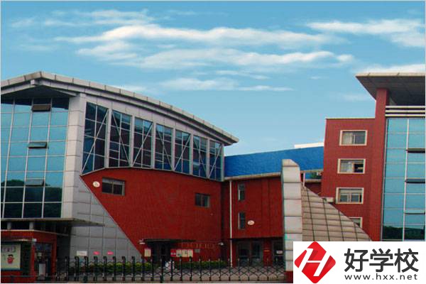 為什么選擇湖南長沙藝術學校？一定要看這4點！