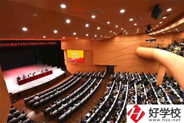長沙音樂表演專業(yè)比較好的中職有哪些？學(xué)費貴嗎？