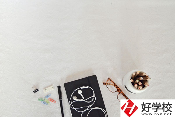 湖南省道縣師范學(xué)校好不好？什么專業(yè)女生最多？