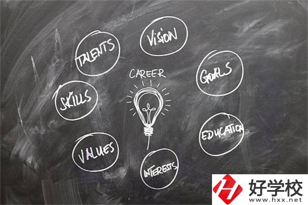 在湖南上職高好還是上技校好？有什么區(qū)別？