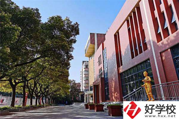 湖南建筑高級(jí)技工學(xué)校是公辦嗎？辦學(xué)怎么樣？