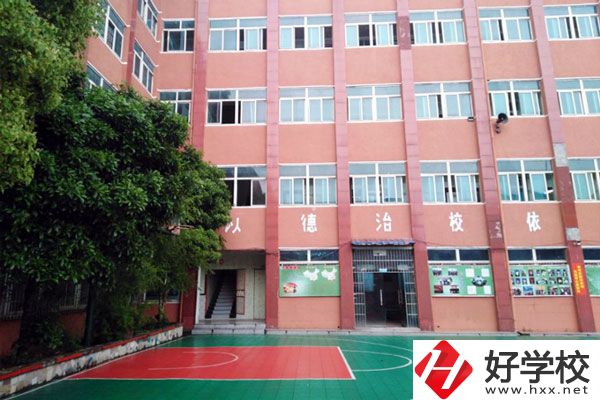 岳陽市中山財經(jīng)職業(yè)學(xué)校好不好？值得報考嗎？