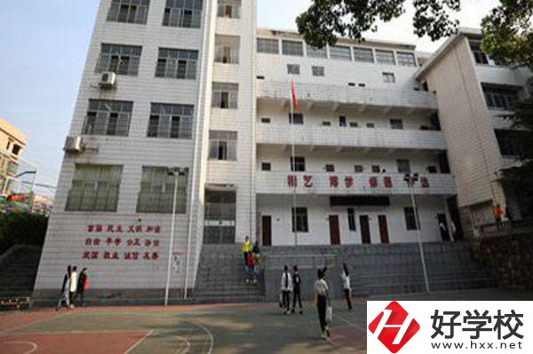 想在衡陽讀中專的藝術(shù)生，可以看看這兩所學(xué)校