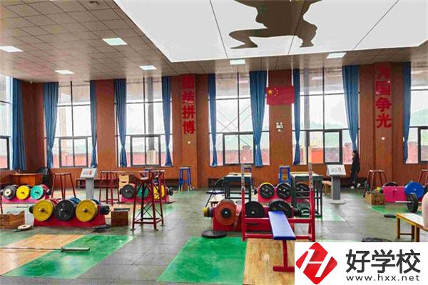 在邵陽想學(xué)體育可以去哪所職校？學(xué)體育好就業(yè)嗎？