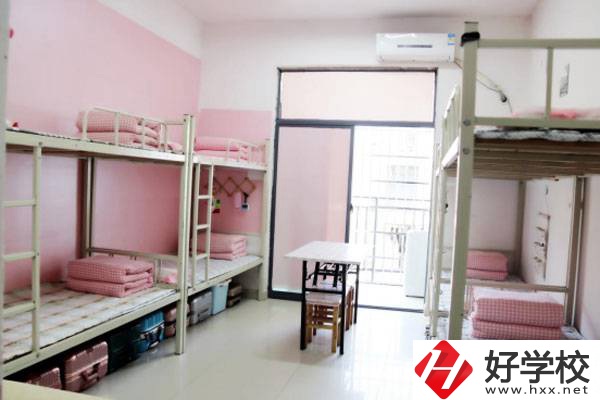 長(zhǎng)沙環(huán)境好的民辦中專有哪些？