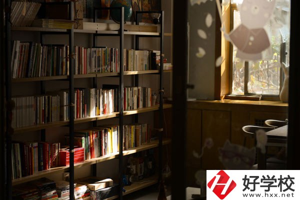 桂陽(yáng)縣職業(yè)技術(shù)教育學(xué)校有什么專(zhuān)業(yè)？讀了有前途嗎？